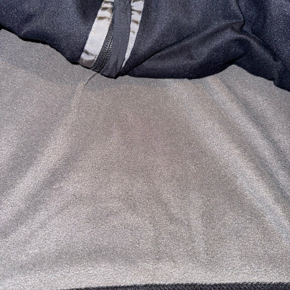 Patagonia Men's Black Performance Jacket - Picture 4 of 5